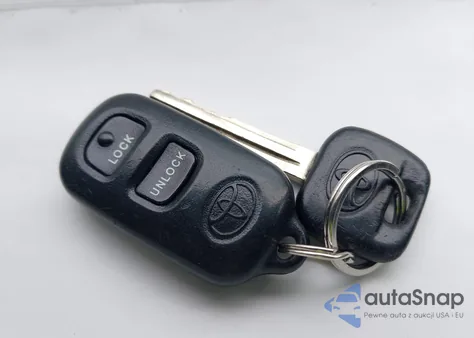 2003 Toyota Corolla Le z USA, uszkodzony, nr VIN JTDBR32EX32012593